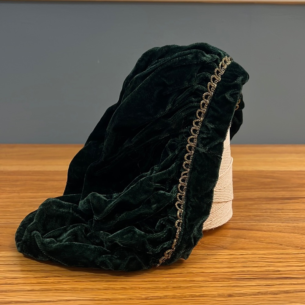 XL Crushed Green Velvet Renaissance Beret with Gold Trim by Tall Toad